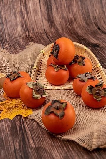 Why They Out Persimmons on Money